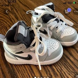 Baby Nike Air Jordan’s size 4